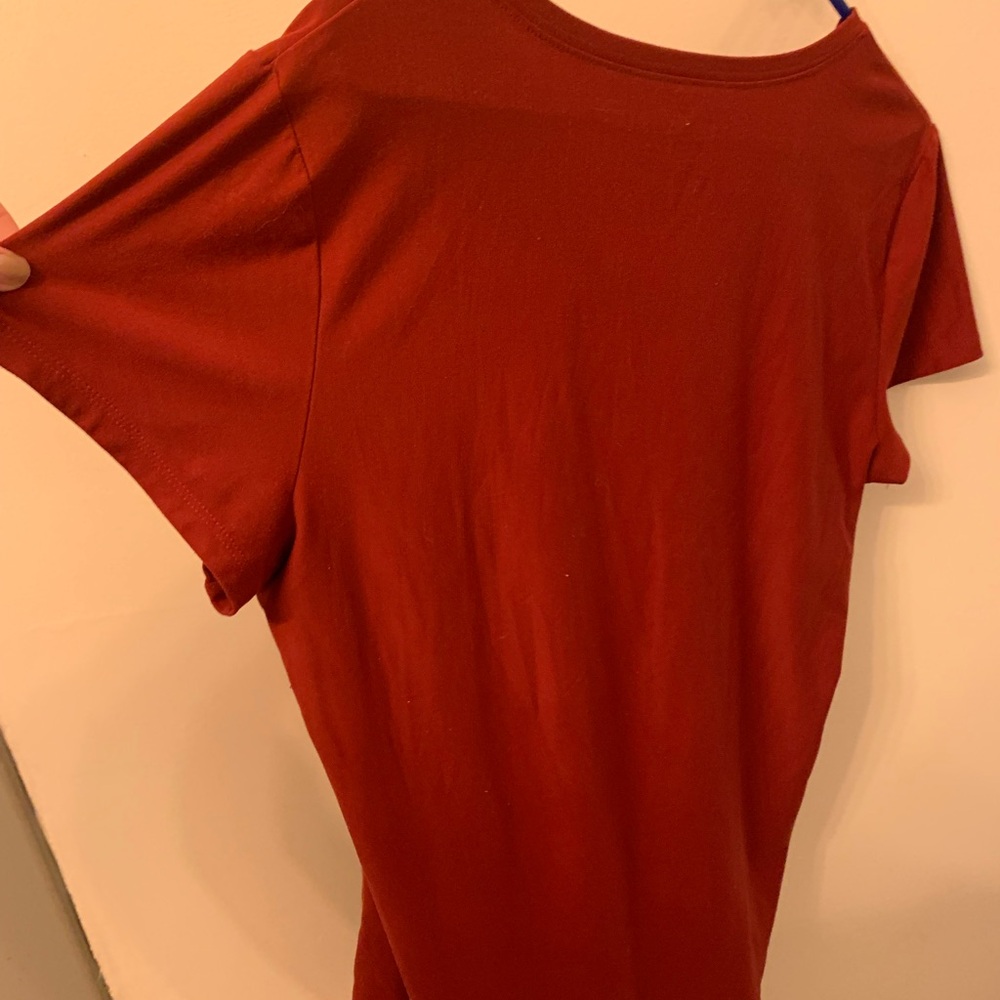 No boundaries shirt. Large.